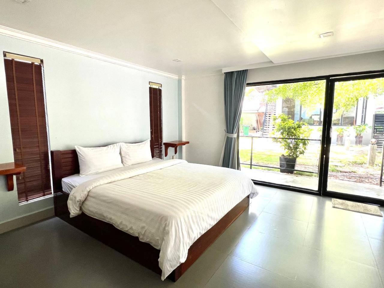 Sandy Clay Bungalows Sihanoukville Extérieur photo
